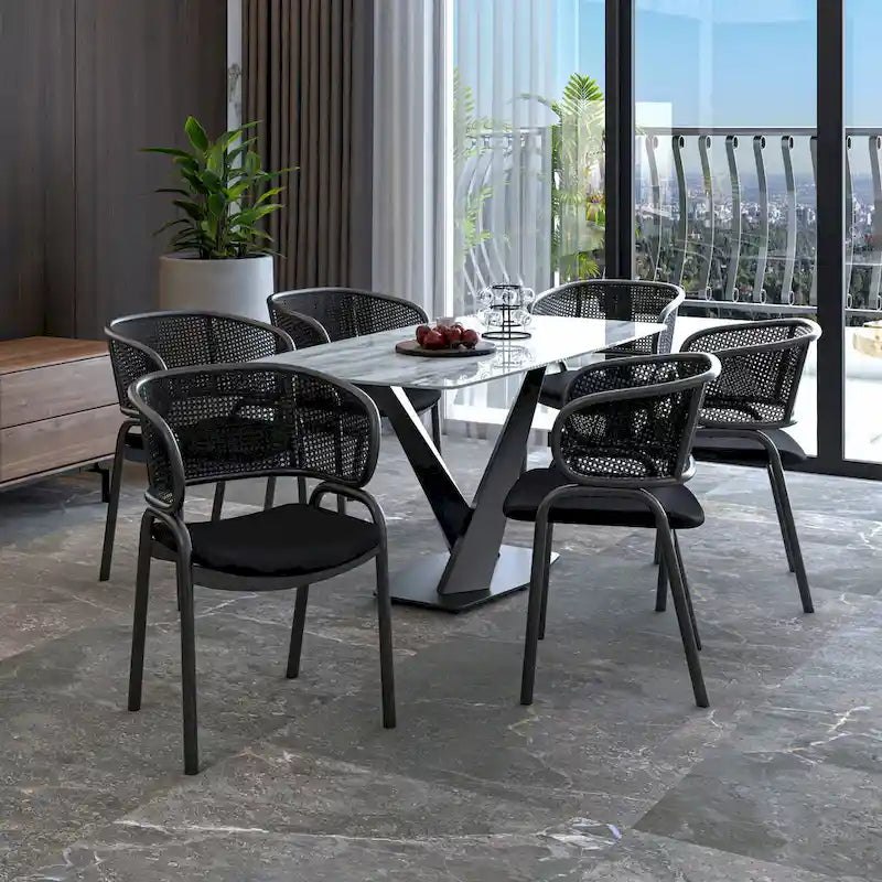 Chaise de salle à manger moderne capitonnée avec fauteuil confortable et pieds en fer noir pour salle à manger, cuisine, patio