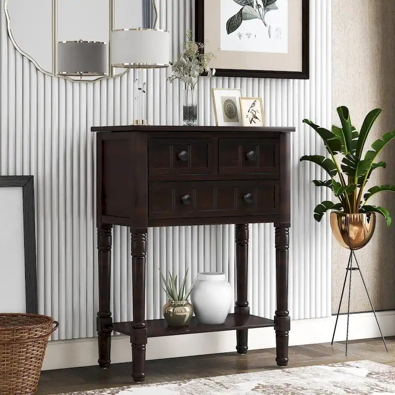 Console en bois massif vieilli avec trois tiroirs de rangement et une étagère inférieure